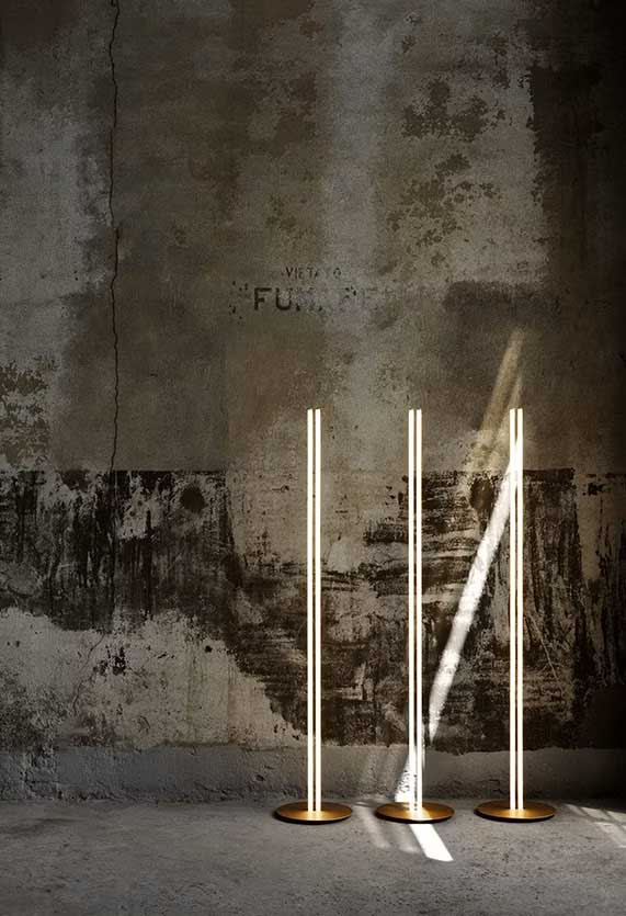 FLOS(フロス) Coordinates Floor フロアライト / ミハエル・アナスタッシアデス 【正規販売店】
