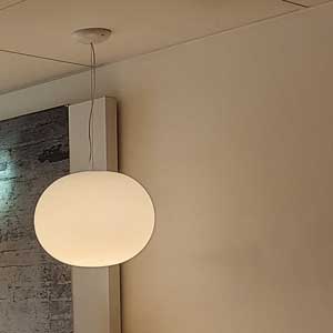 FLOS GLO-BALL　シバタ照明展示