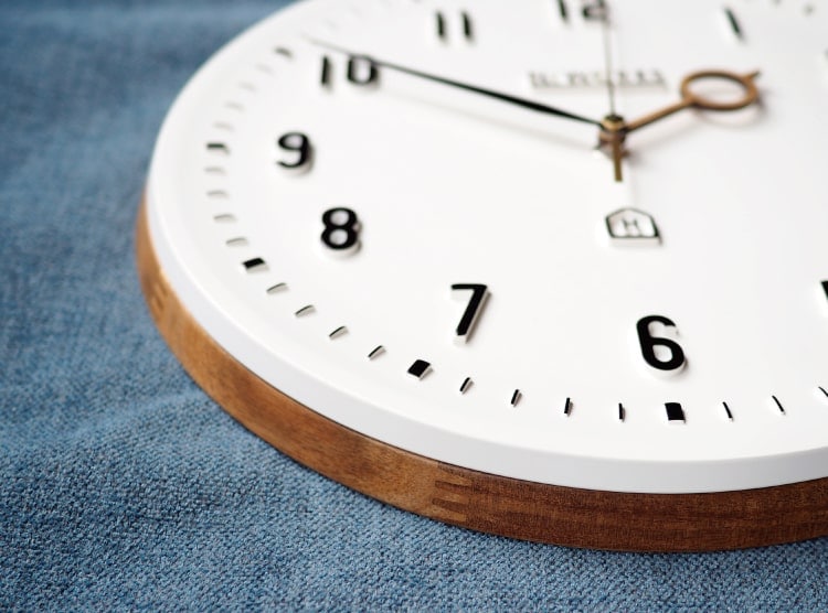 インターフォルム Kemppi ケンピ ウォールクロック　針のカチコチ音が気にならない連続秒針スイーブメント