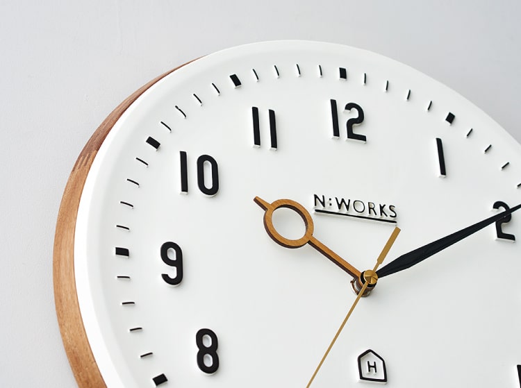 インターフォルム Kemppi ケンピ ウォールクロック　針のカチコチ音が気にならない連続秒針スイーブメント