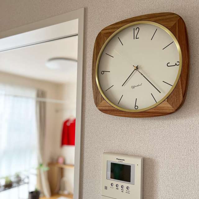 インターフォルム Mauritz マウリッツ ウォールクロック　針のカチコチ音が気にならない連続秒針スイーブメント