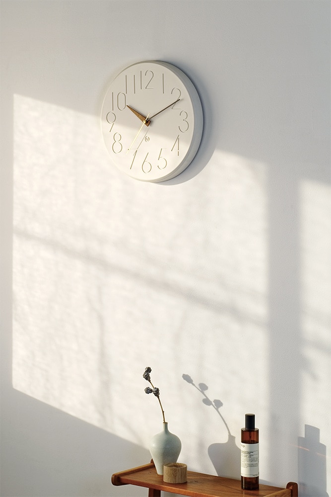 インターフォルム Smuk スムーク ウォールクロック　針のカチコチ音が気にならない連続秒針スイーブメント