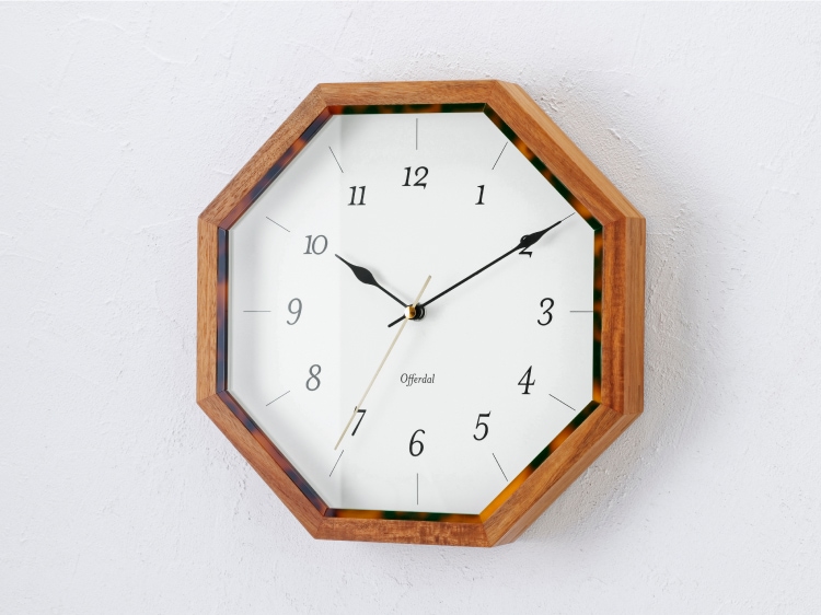 インターフォルム Ahtee アハテー ウォールクロック　針のカチコチ音が気にならない連続秒針スイーブメント