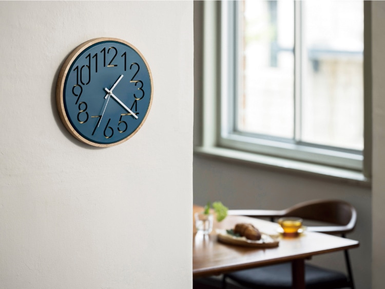 インターフォルム Nokka ノッカ ウォールクロック　針のカチコチ音が気にならない連続秒針スイーブメント