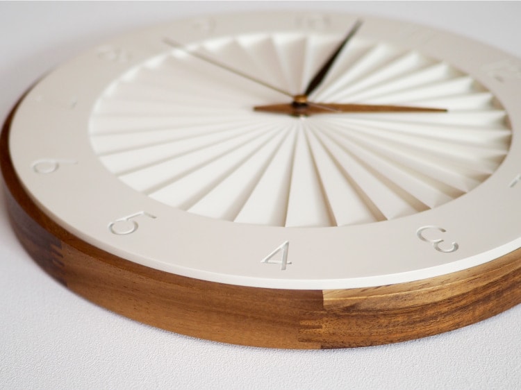 インターフォルム Ludvika ルドヴィーカ ウォールクロック　針のカチコチ音が気にならない連続秒針スイーブメント