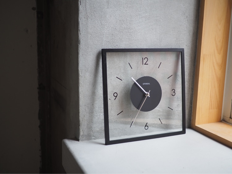 インターフォルム Laturi ラトゥリ ウォールクロック　針のカチコチ音が気にならない連続秒針スイーブメント