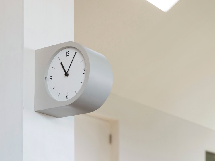 インターフォルム Madeto マデト ウォールクロック　針のカチコチ音が気にならない連続秒針スイーブメント
