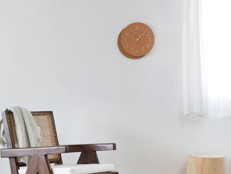 インターフォルム Mito ミト ウォールクロック　針のカチコチ音が気にならない連続秒針スイーブメント