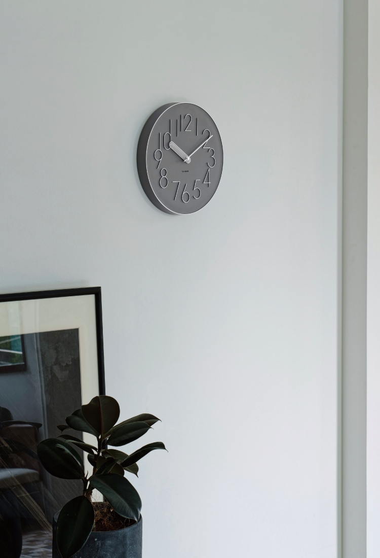 インターフォルム Boork ボールク ウォールクロック　針のカチコチ音が気にならない連続秒針スイーブメント