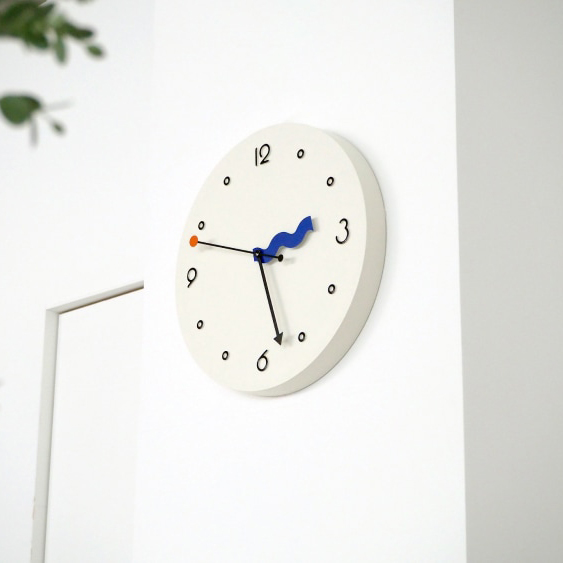 インターフォルム Pokeli ポケリ ウォールクロック　針のカチコチ音が気にならない連続秒針スイーブメント