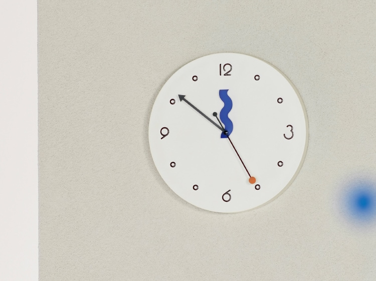 インターフォルム Pokeli ポケリ ウォールクロック　針のカチコチ音が気にならない連続秒針スイーブメント