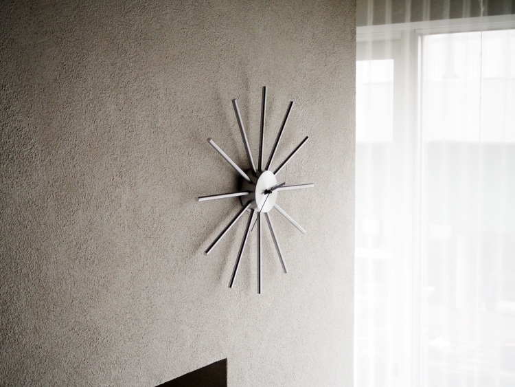 インターフォルム Usine ユジーヌ ウォールクロック　針のカチコチ音が気にならない連続秒針スイーブメント