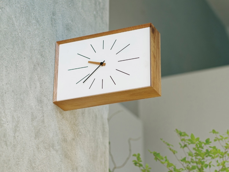 インターフォルム Kasten カステン ウォールクロック　針のカチコチ音が気にならない連続秒針スイーブメント