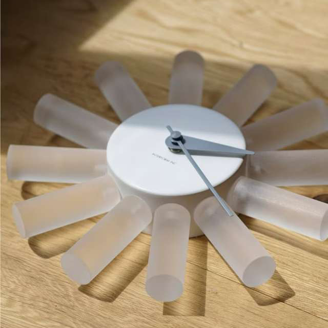 インターフォルム Viti ヴィティ ウォールクロック　針のカチコチ音が気にならない連続秒針スイーブメント