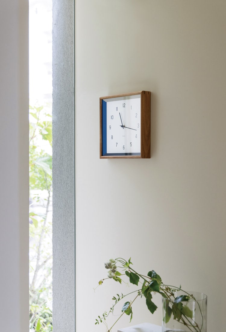 インターフォルム Farve ファーヴ ウォールクロック　針のカチコチ音が気にならない連続秒針スイーブメント