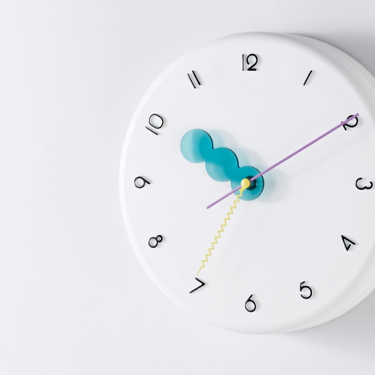 インターフォルム Monpou モンプー ウォールクロック　針のカチコチ音が気にならない連続秒針スイーブメント