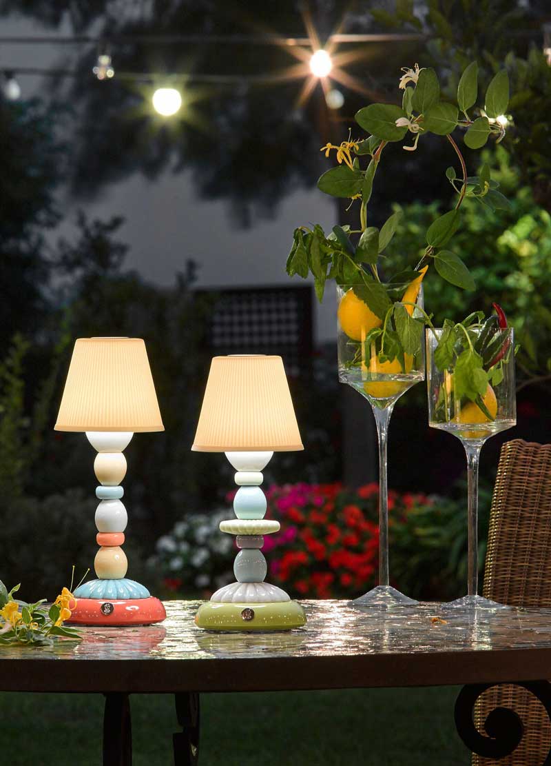 Lladro(リヤドロ) Lotus Firefly Lamp(Green & Blue) 充電式ポータブルLEDライト   lladro-01023761  入り数1台