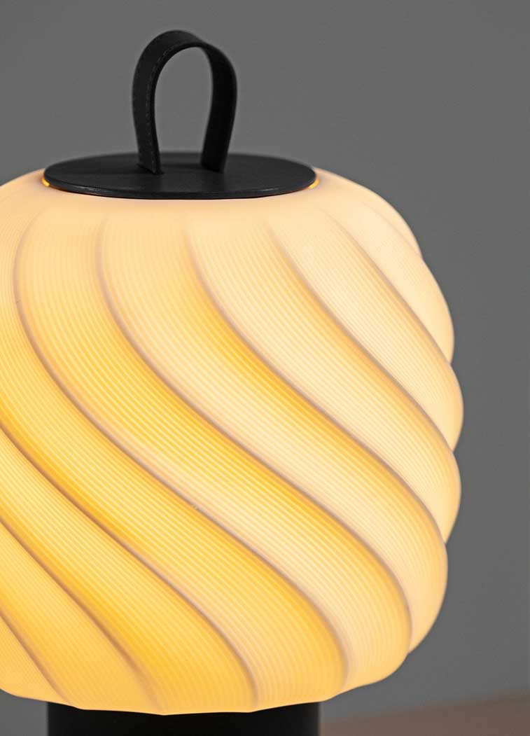 Lladro(リヤドロ) Ice Cream – テーブルランプ (M/Black)  充電式ポータブルLEDライト  lladro-01024048