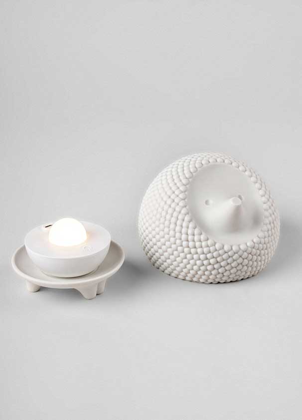 Lladro(リヤドロ) ハリネズミ ランプ USB充電式ポータブルLEDライト   lladro-01024257