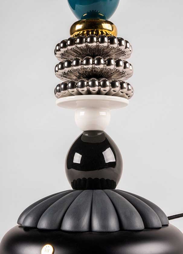 Lladro(リヤドロ) Firefly – テーブルランプ by Olga Hanono   lladro-01024287