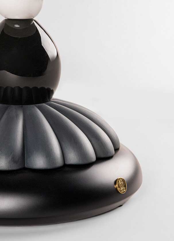 Lladro(リヤドロ) Firefly – テーブルランプ by Olga Hanono   lladro-01024287